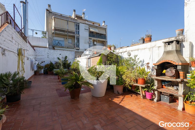 Foto ff9df2f3-0ad4-46a6-96db-2cfd521dae29. Casa amb calefacció aparcament a Sant Pere Nord Terrassa