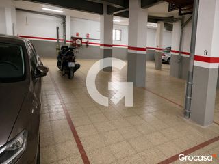 Parking coche en Marianao. Plaza de garaje en ronda sant ramón