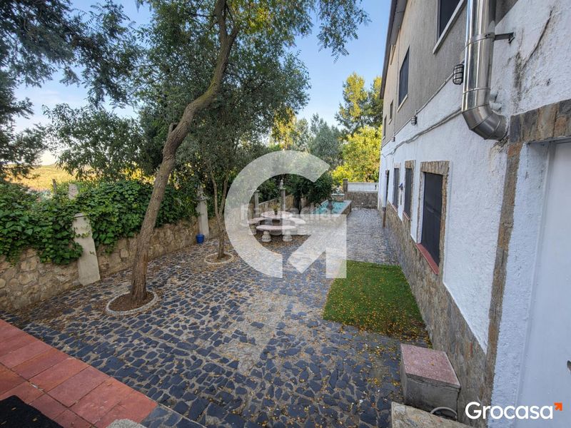 Foto 5fbc7a0c-6c0d-4851-9ee1-481fedb136ab. Casa amb calefacció aparcament piscina a Vallirana