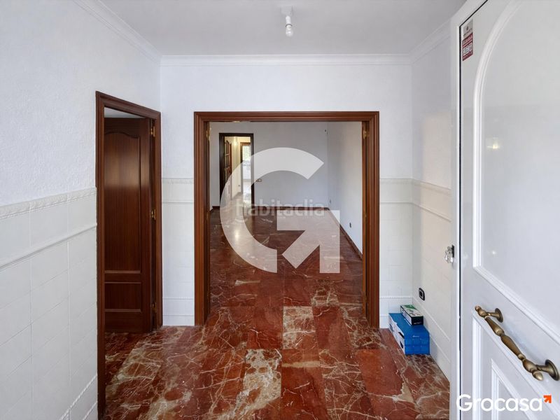 Foto 8ce85a6d-e2ae-4a2f-a58a-1334e17b2450. Casa amb calefacció aparcament piscina a Vallirana