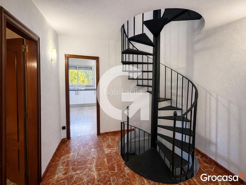 Foto c91ab9a7-c669-4f71-b46d-f3f2665b7791. Casa amb calefacció aparcament piscina a Vallirana