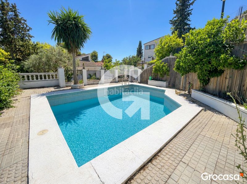 Foto d196f436-2c17-4341-bf24-ad9957c19772. Casa amb calefacció aparcament piscina a Vallirana