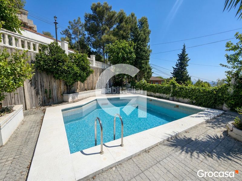 Foto d8550a63-2f1d-4f26-ad2d-88599bce8a06. Casa amb calefacció aparcament piscina a Vallirana