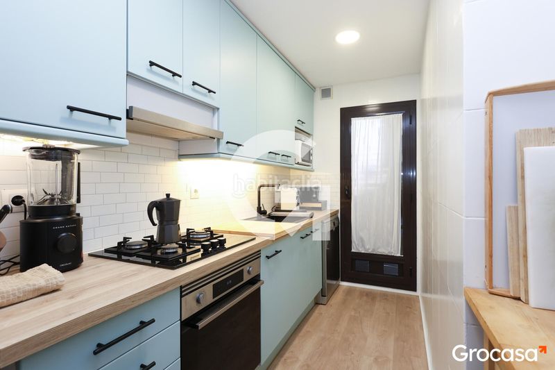 Foto 1ed97e74-e0c8-4869-8075-d24e07939bfc. Pis amb calefacció aparcament piscina a Els Canyars Castelldefels