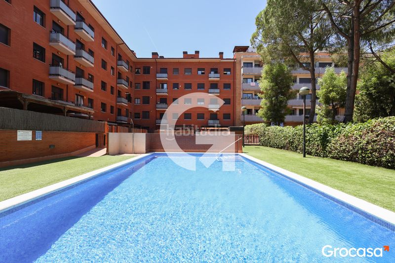 Foto 50aee0e9-3f37-4b1a-a3e4-b676a8509803. Pis amb calefacció aparcament piscina a Els Canyars Castelldefels