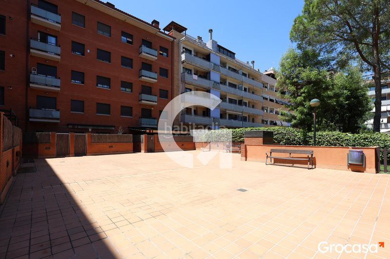 Foto 5ed2a7a6-3e92-4108-9f33-78b32361e405. Pis amb calefacció aparcament piscina a Els Canyars Castelldefels