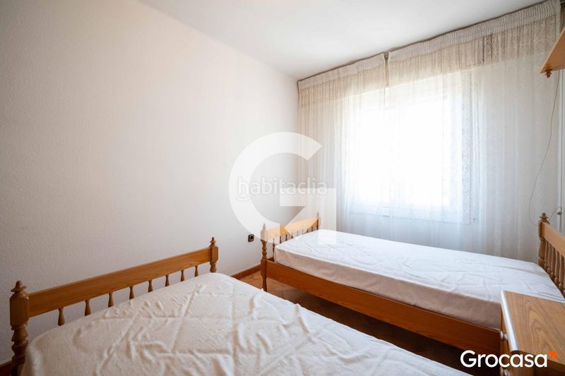 Foto a0759e39-8d4a-4546-828a-2a21795ef0b8. Pis amb aparcament a Peramàs Mataró