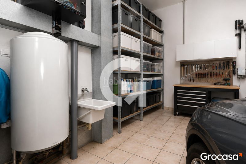 Foto 4c9a43ea-a675-4e7d-b982-faa3245b0ae4. Casa adossada amb calefacció aparcament a Centre Viladecans