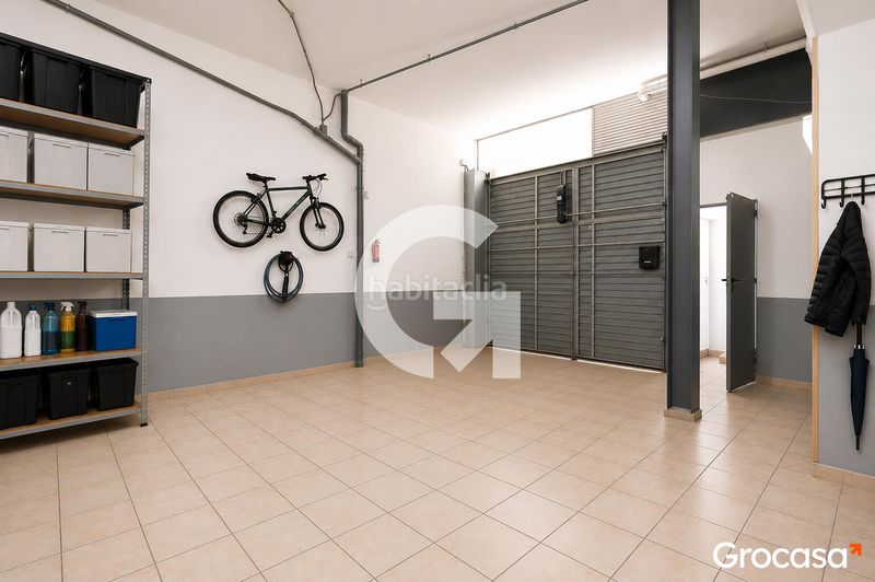 Foto e3a7c6b2-78a9-4e05-acaf-d09ddf2d67ae. Casa adossada amb calefacció aparcament a Centre Viladecans