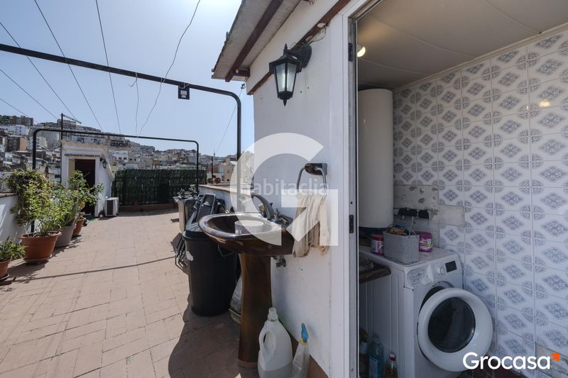 Foto 0923a247-dde9-4e78-a667-464905128e3e. Àtic a Carmel Barcelona