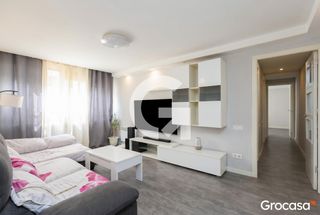 Appartement à Sant Ildefons. Piso reformado de 3 habitaciones