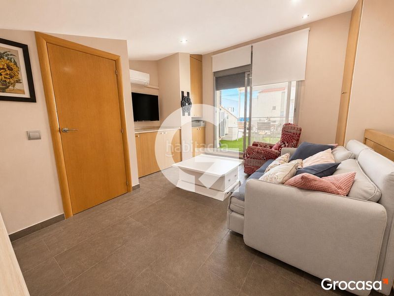Foto 0260a46c-d8f1-4adb-b063-f5b76c6886bd. Semi detached house with heating parking in Les Salines-Pla de Sant Pere Cubelles