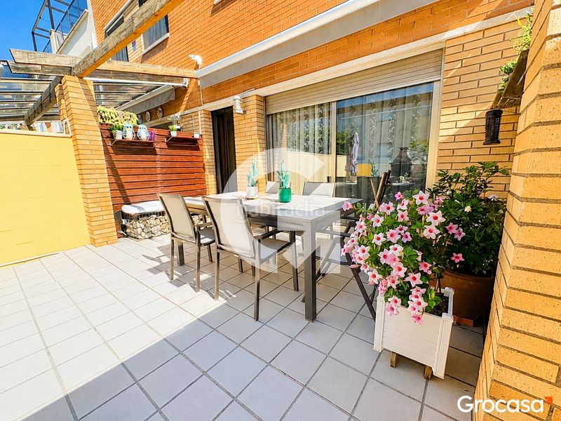 Foto 244b22b4-11ab-4cd6-aff0-38b3865163f4. Semi detached house with heating parking in Les Salines-Pla de Sant Pere Cubelles
