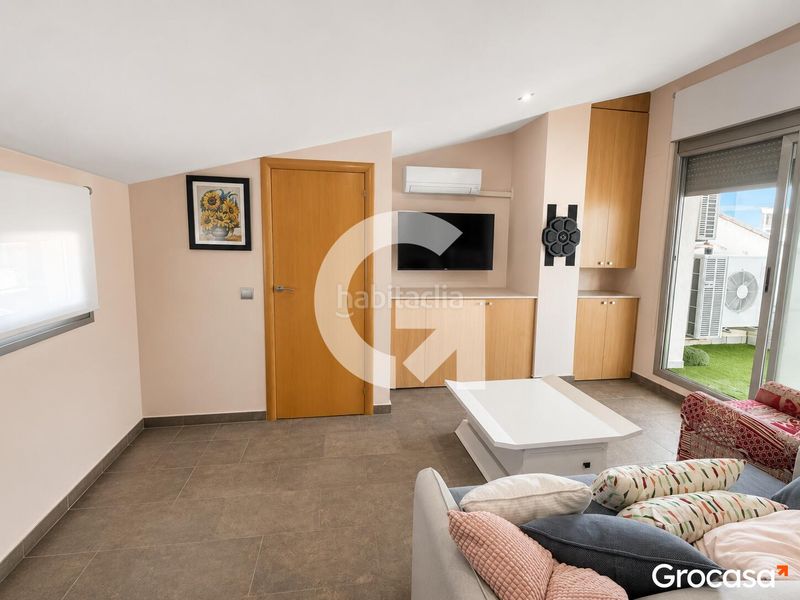 Foto 754a81ff-2b6d-46d1-8fed-cb3c9d2b2b68. Semi detached house with heating parking in Les Salines-Pla de Sant Pere Cubelles