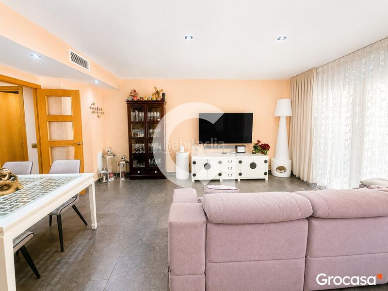 Foto cffaa0fd-cc39-450a-be01-618fd8e2eb99. Semi detached house with heating parking in Les Salines-Pla de Sant Pere Cubelles