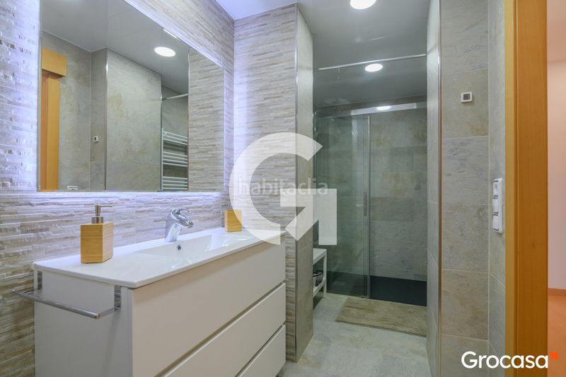 Foto bcabe1c4-105d-4837-bf4d-5aed56e2483e. Pis amb calefacció a Diagonal-Colomeres Gavà