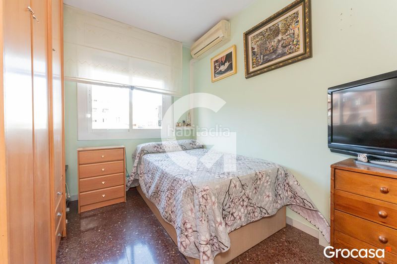 Foto a5a0cfb0-f053-4060-b646-63b77eda1ab1. Pis amb calefacció piscina a El Pedró Cornellà de Llobregat