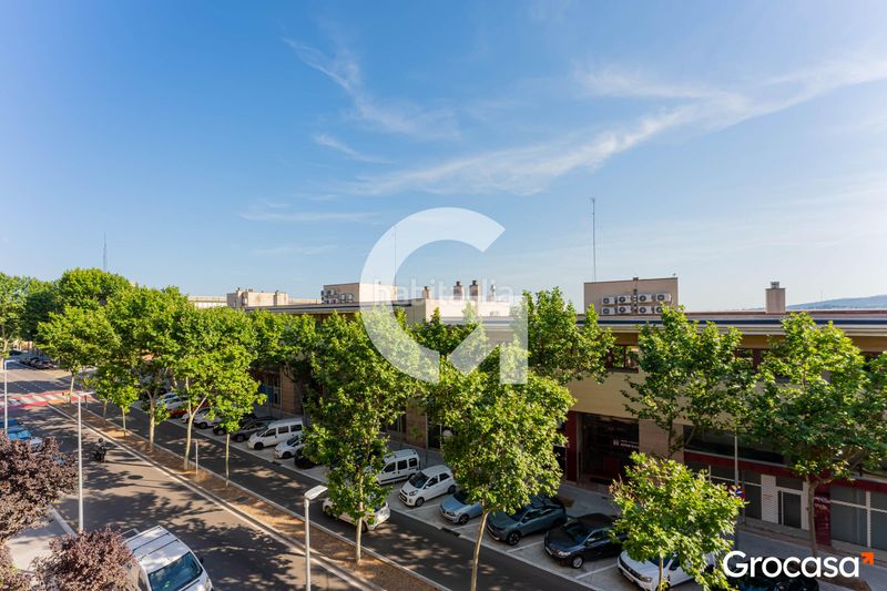 Foto db4d2c88-7b78-44d2-b15b-46c921c605ef. Pis amb calefacció piscina a El Pedró Cornellà de Llobregat