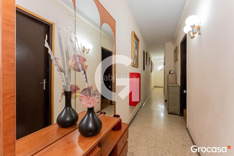 Foto d14a3cd1-1d59-407b-81b7-0b489c224b4a. Pis a Centre Cornellà de Llobregat