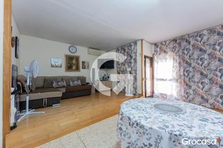Pis  Cl doctor marti i julia. Amplio piso de m�s de 100 m en pleno centro de cornell� de llobr