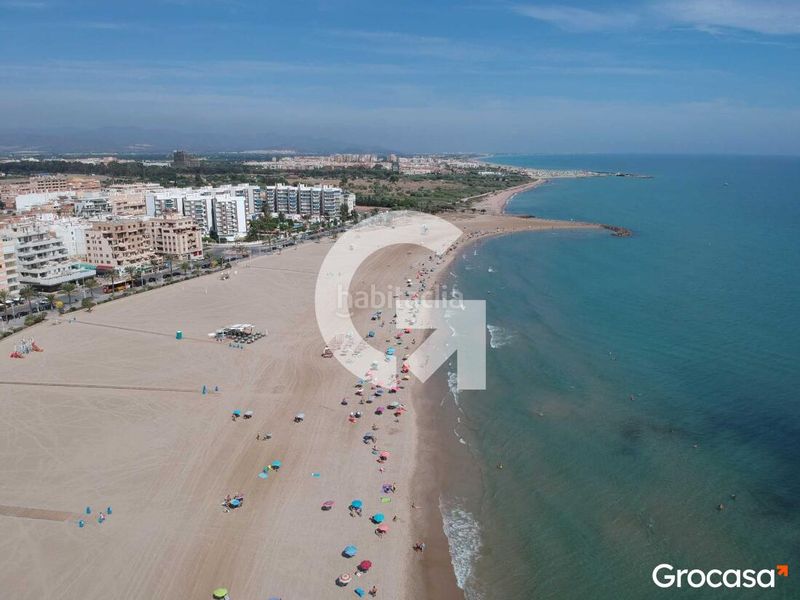 Foto 31266608-5b89-42af-b8e3-859a05cca07a. Pis a playa puerto de Sagunto Sagunt