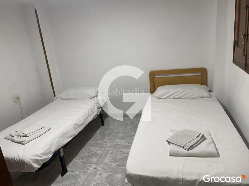 Foto 44260d60-15c1-49f0-954d-8d423804a760. Pis a playa puerto de Sagunto Sagunt