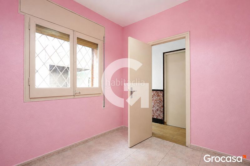 Foto 4c26819e-c478-4ee4-9fb8-db93c801bbc2. Casa amb calefacció aparcament a Centre Viladecans