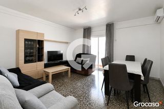 Flat  Av barcelona, de. Magnífico piso soleado en av. barcelona
