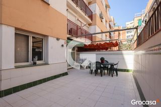 Piso  Cl onze de setembre de l'. Piso con ascensor y terraza en collblanc