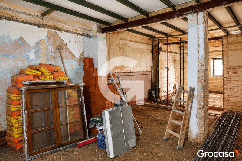 Foto d6ff4018-92bc-4541-a954-c20fcb2603e9. Casa a playa puerto de Sagunto Sagunt