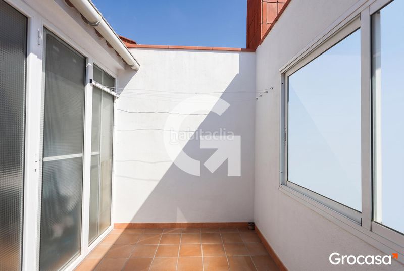 Foto 5d9b253c-f02e-4ca4-b1fe-af0d16776660. Casa adosada  en el parque de Marianao en Sant Boi de Llobregat