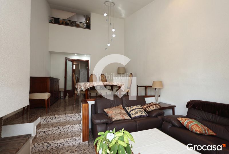 Foto ecede751-824a-4b01-8ddf-f53221245304. Casa adosada  en el parque de Marianao en Sant Boi de Llobregat