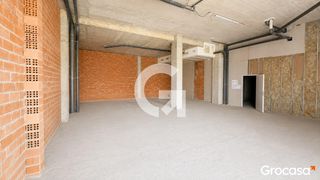 Local Comercial a AV ONZE SETEMBRE