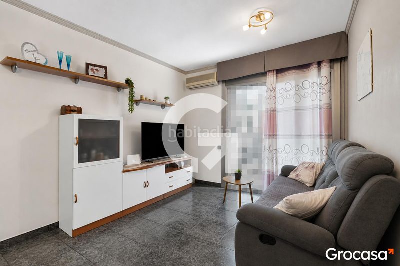 Foto 4a99396d-ef82-4022-ab92-eac9cbf5606b. Etagenwohnung mit heizung in Pubilla Cases Hospitalet de Llobregat (L´)