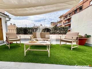 Flat  Cl mare deu de l'esperança. Piso con terraza en los molinos