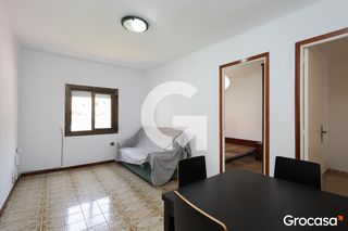 Pis  Cl joventut de la. Piso  en venta en collblanc