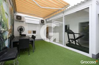 Appartamento  Cl eivissa, d'. Exclusiva planta baja reformada con gran terraza y parking
