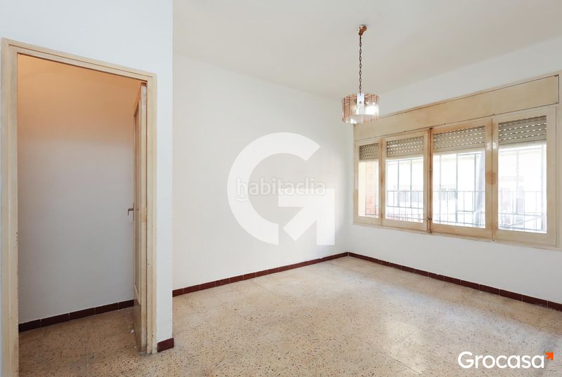 Foto 48674022-2bc7-4a5d-a865-24f2da22d951. Planta baixa a Diagonal-Colomeres Gavà