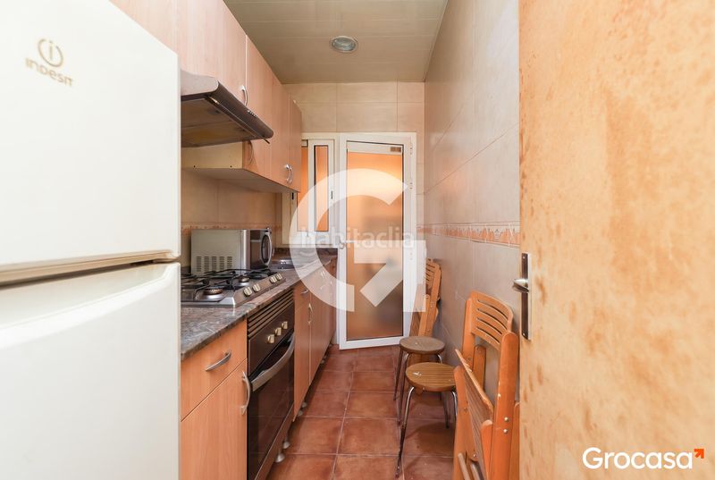Foto 5693f7b5-6fee-4434-8d75-a86b19aaf3b6. Planta baixa a Diagonal-Colomeres Gavà