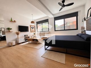 Loft  Cl doctor ferran. Loft en ca nalzamora