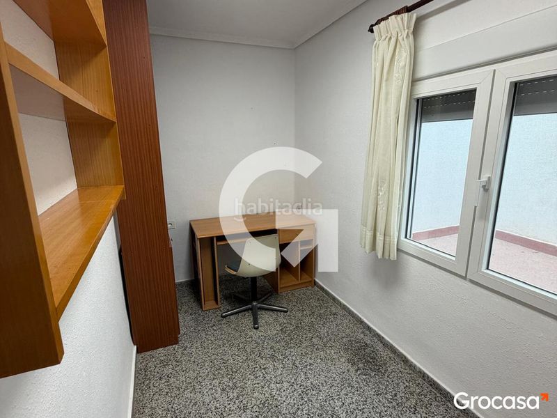 Foto 090e655d-3424-4679-b393-2732a0174208. Pis a Centro puerto Sagunt