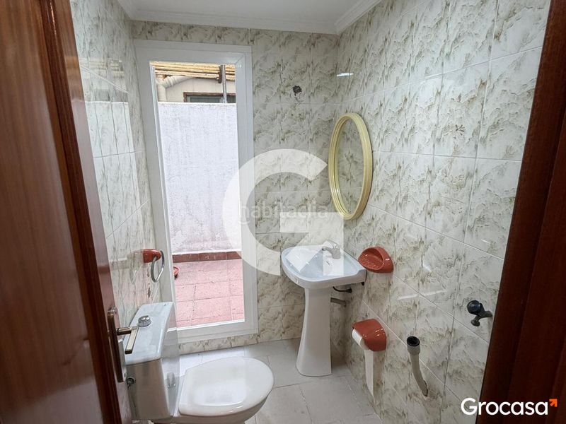 Foto 0dffa7c5-2bab-4017-888d-adc24a0596c6. Pis a Centro puerto Sagunt