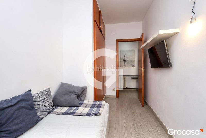 Foto d3ae7f0b-1fce-4590-9b32-06259d6c642c. Pis amb calefacció a Centre Castelldefels