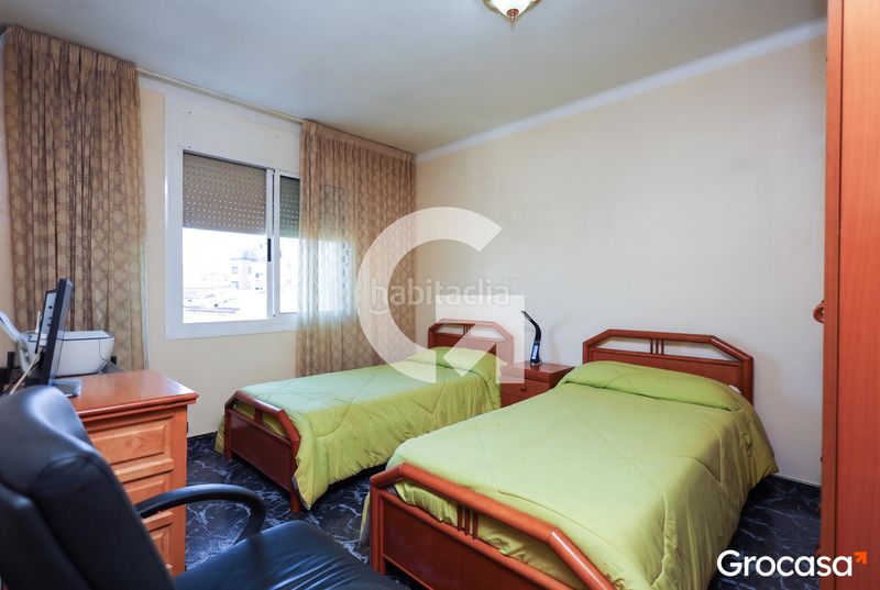 Foto f3d8111f-c5b2-43c9-bd07-a5c9095fe832. Pis amb calefacció a Centre Rubí