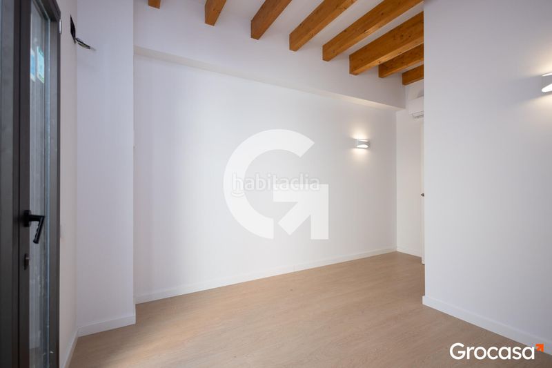 Foto f3d137f3-188b-401d-b673-b77f42011a16. Casa adossada amb calefacció a Centre Rubí