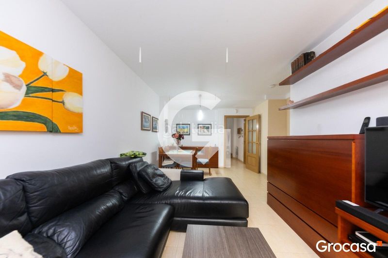 Foto 1bd1bc72-bab0-4c83-a2b7-b979a5963282. Dúplex  en venta en Centre. en Centre Rubí