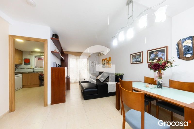 Foto a8bfa39e-0699-481b-86da-1c7db235c171. Dúplex  en venta en Centre. en Centre Rubí
