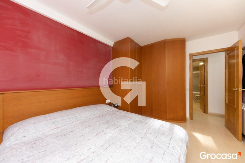 Foto b34adee3-1834-4a12-a311-1563bfdae706. Dúplex  en venta en Centre. en Centre Rubí