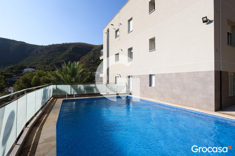 Foto 5147a424-bb82-4c2a-9861-13ff1f231e3d. Pis amb piscina a El Poal Castelldefels