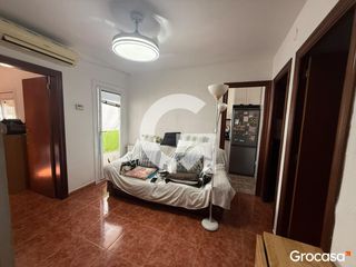 Piso  Cl general prim del. Piso 3 hab y balcon
